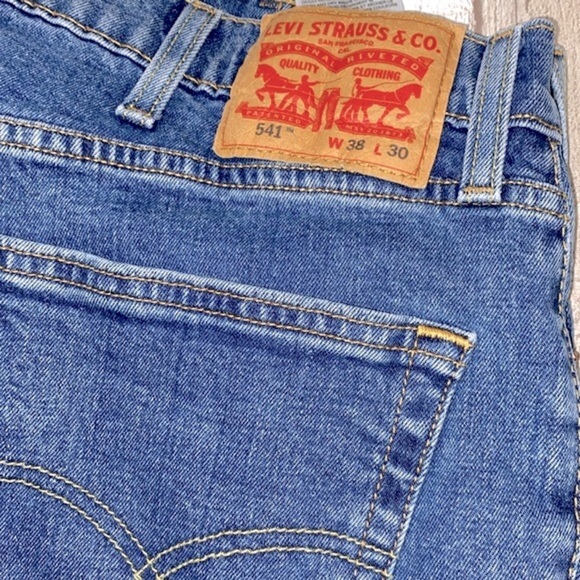 Levi’s jeans size 36x30 - Picture 3 of 8